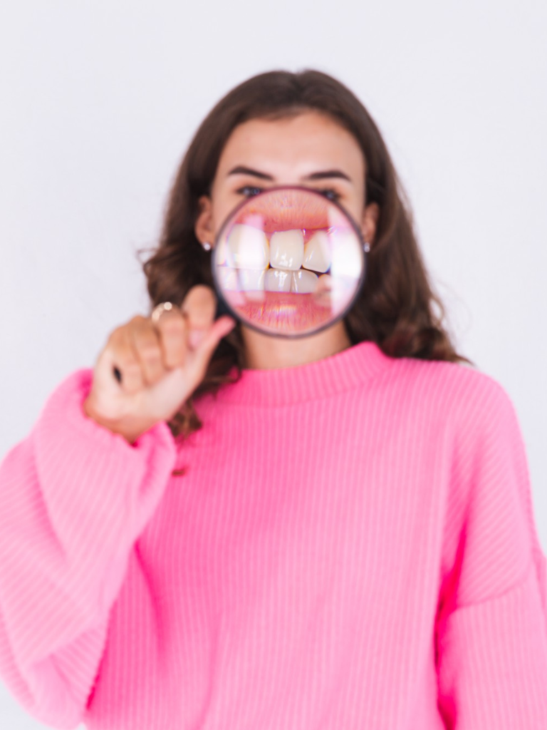Signs You Need a Laminates & Veneers